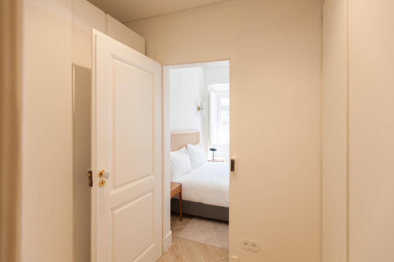 Flh Lapa Apartment With Interior Pateo Lisbon Luaran gambar